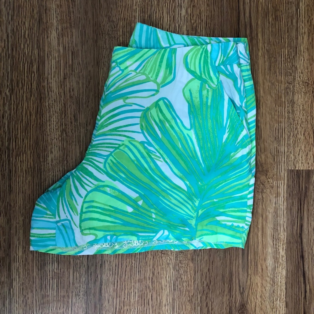 NWT Lilly Pulitzer Jeannie Short in Green Sheen